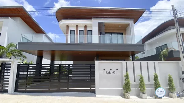 4Br Private Pool Villa In Bang Rak